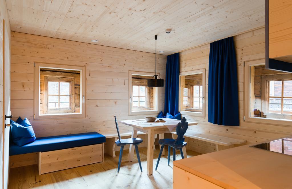 Giatla Hof Der Alfenalm - Ferienwohnungen Am Berg Innervillgraten Szoba fotó